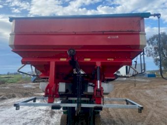 2004 Tulip Centreline SX Spreader