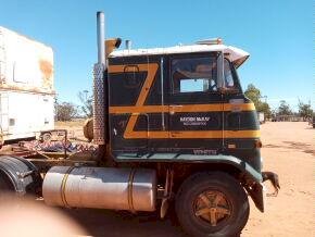 1974 White Road Commander Prime Mover