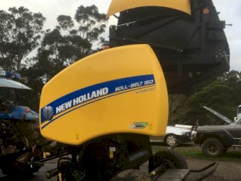 2014 New Holland Roll Belt 150 Round Baler