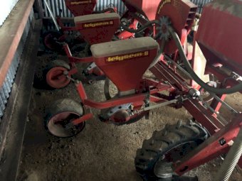 Lely Sem B Precision Planter