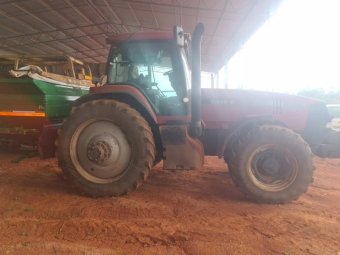 2004 Case IH MX200 Tractor