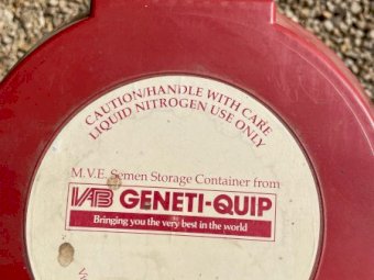 VAB Geneti-Quip Artificial Insemination (AI)  Tank