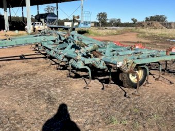 Under Auction - (A209) 33ft John Shearer Scarifier 