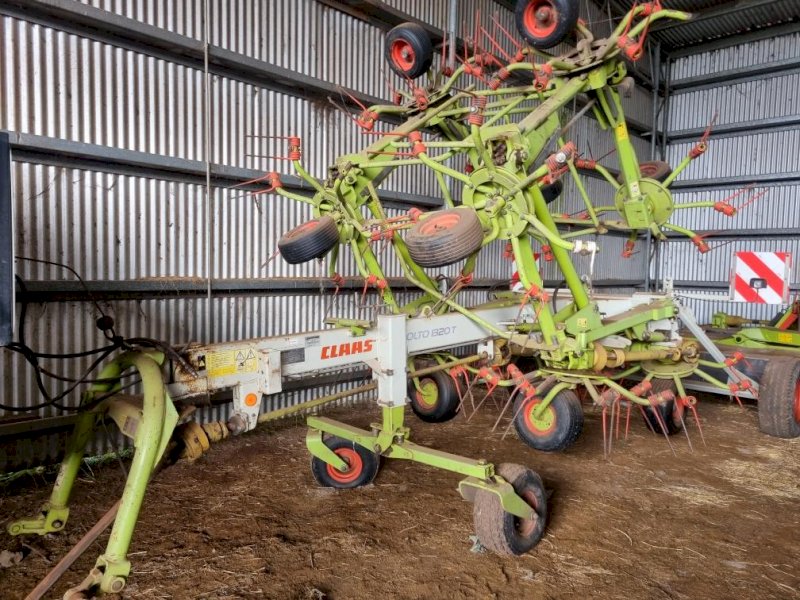 Claas Volto 1320 T Tedder Rake