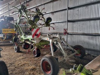 Claas Volto 1320 T Tedder Rake