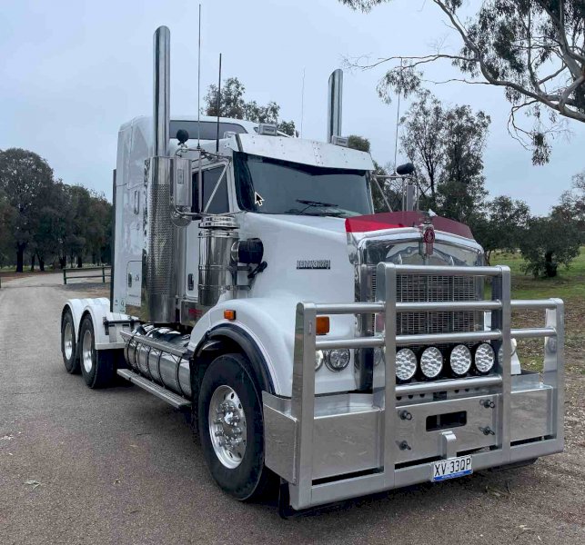 2016 Kenworth SAR409 Prime Mover