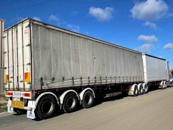 Krueger B-Double Tautliner set