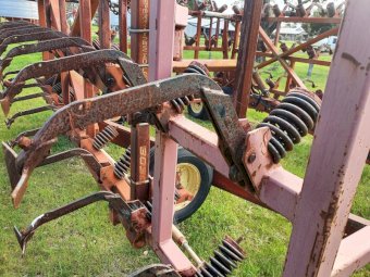 40Ft New Holland 3030 Bar