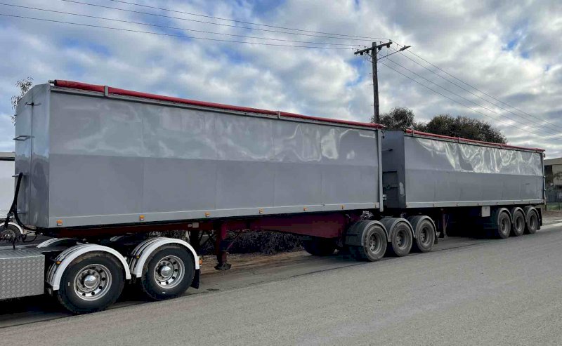 2006 JTB B-Double Set