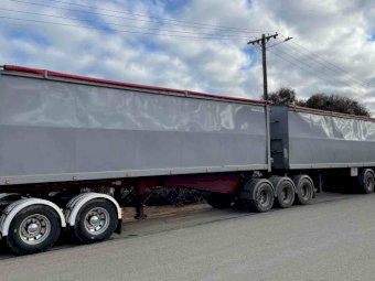 2006 JTB B-Double Set