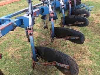 Overum Mouldboard Plough