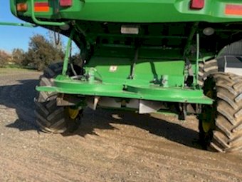 2011 John Deere  9670 STS Header