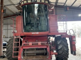 2006 Case IH 2388 Extreme Header With 36ft Front