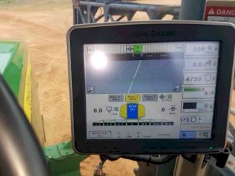 2009 John Deere 4930 Self Propelled Sprayer