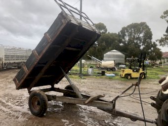 Massey Ferguson farm tipping trailer