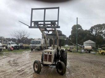 David Brown 990 Tractor