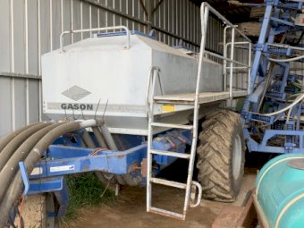 Under Auction - (A210) 40' Gason 1850 Airseeder 