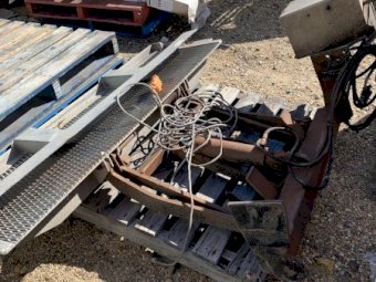 Tieman industries Hydraulic / Electric Tailgate Lifter Small Truck