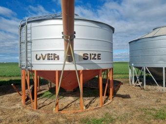 Sherwell 28 tonne PTO Field Bin x 2