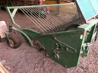 John Deere 914P Pickup Front