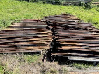 400 x Second Hand Star Posts