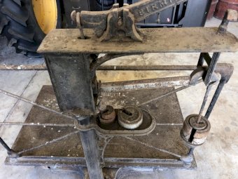 W. & T. AVERY, Birmingham, Wool Scales