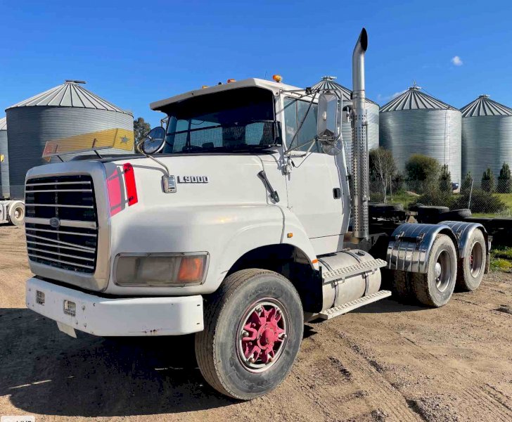 Under Auction - (A211) 1993 Ford L9000 Prime Mover 
