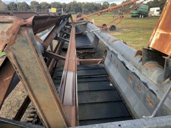 MacDon 25 foot Windrower Front