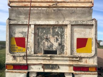 Under Auction - (A195) 30’ x 6’ Southern Cross TOA Tipper 