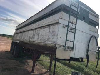 Under Auction - (A195) 30’ x 6’ Southern Cross TOA Tipper 