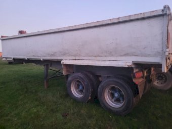 Under Auction - (A195) 1975 McGrath Bogey Axle Gravel Tipper 