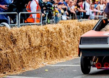 WANTED 400 Small Squares for Hire / Billy Cart Event Barrier