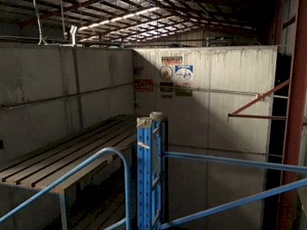 MAKE ME AN OFFER   Cool room