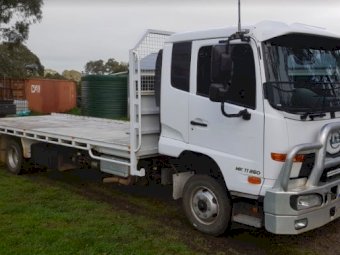2014 UD MK11250 Tray Truck