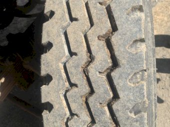 1980 International Acco 1830B Tipper Truck with Bulk Grain Bin