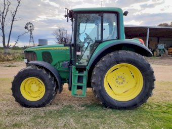 2006 John Deere 6320 Premium Tractor