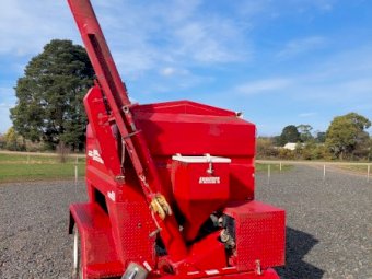 Under Auction - (A196) Bromar Engineering Multifeeder 