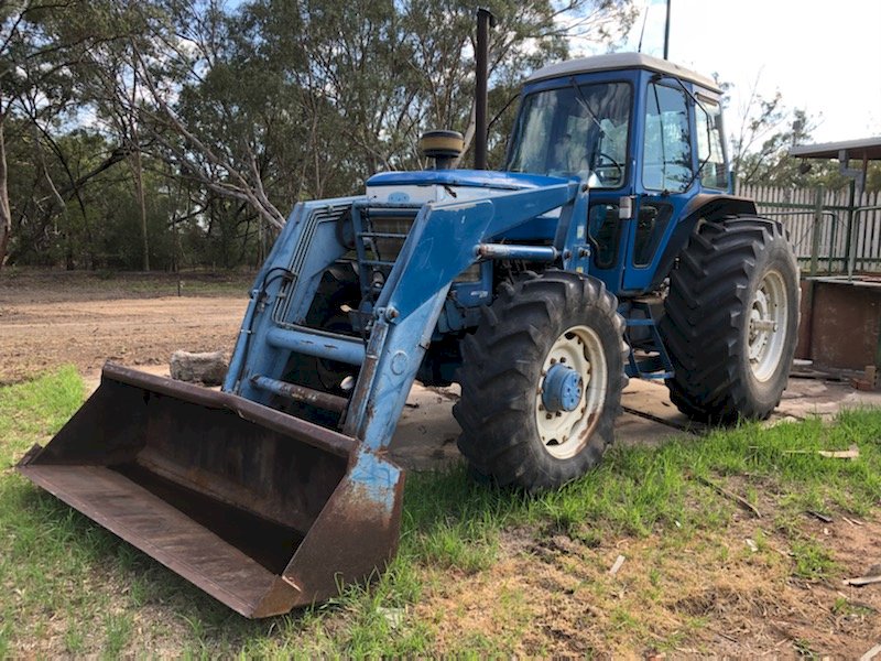 Ford TW5 Tractor With FEL