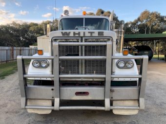 1979 White NTC350 Road Boss Prime Mover