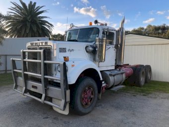 1979 White NTC350 Road Boss Prime Mover