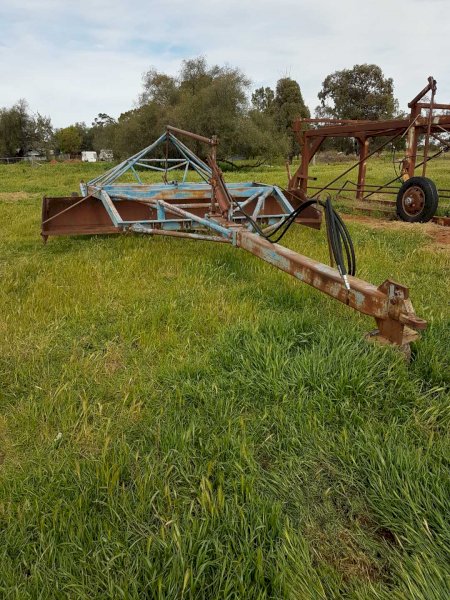 Under Auction - (A216) Farmor Land Grader 
