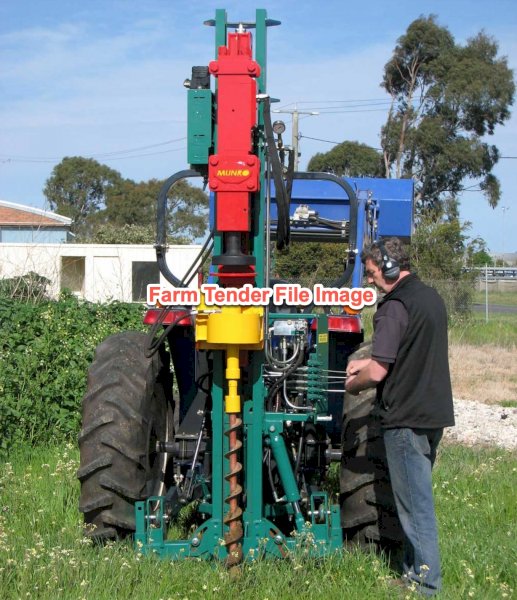 **Near New** Munro AutoDriver Telescopic 1300 with SideShift