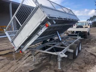 Trailer Tech3 way remote control hydraulic tipping tandem trailer