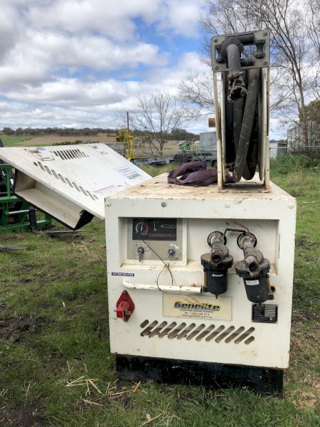 Genelite Airman 90 CFM screw compressor