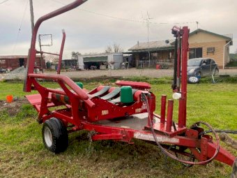 Kverneland UN7517 Silage Wrapper