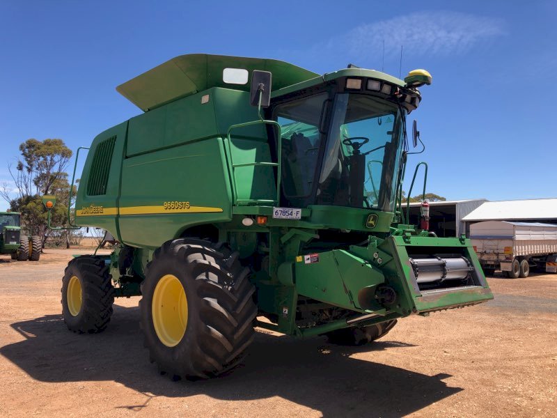 2005 John Deere 9660 STS Header with 936D & 930 Fronts & Trailers