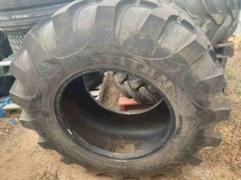 21L-28 Windrower Tyre