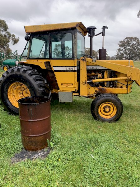 Chamberlain 3380B Tractor with Loader