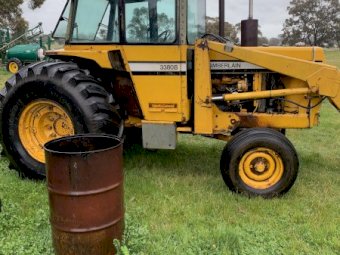Chamberlain 3380B Tractor with Loader