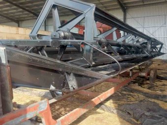 39' Macdon 960 Draper Front